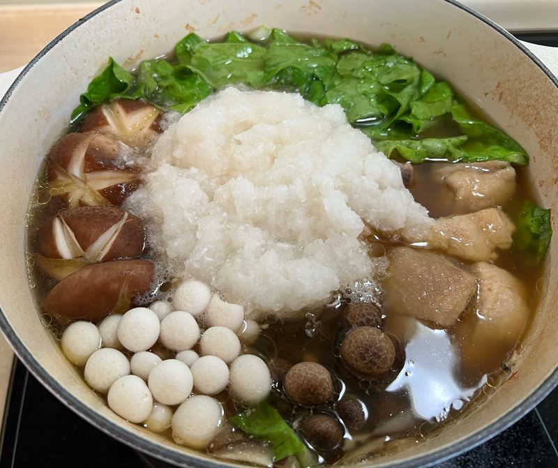 雞肉雪見鍋