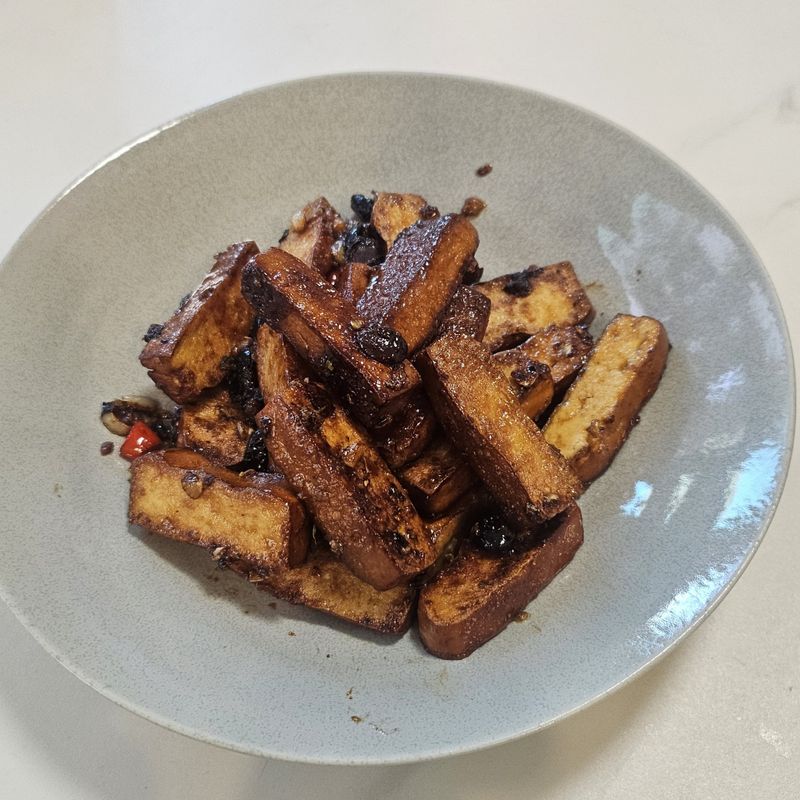 阿廣炒豆干