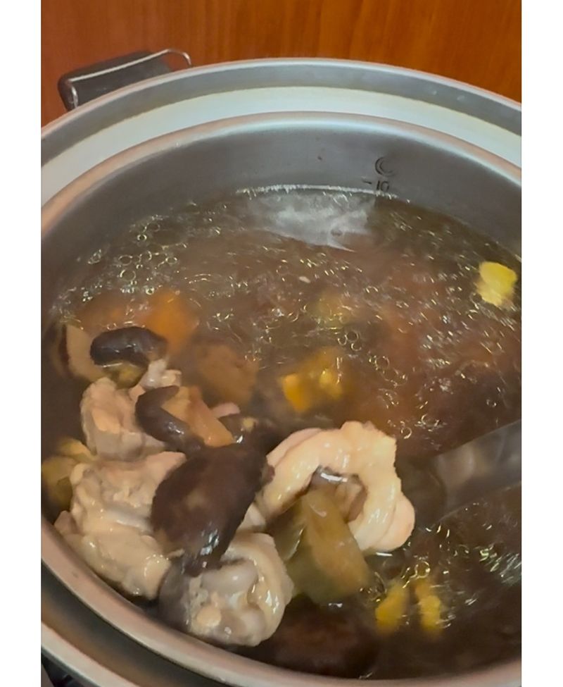 香菇雞湯