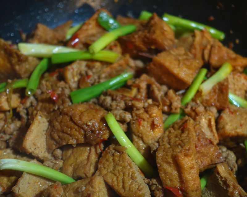 辣味油豆腐