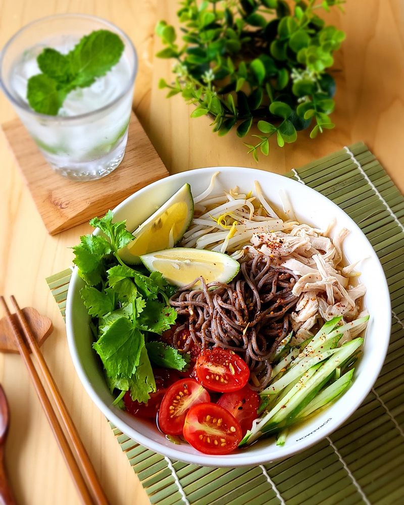 泡菜蕎麥冷麵
