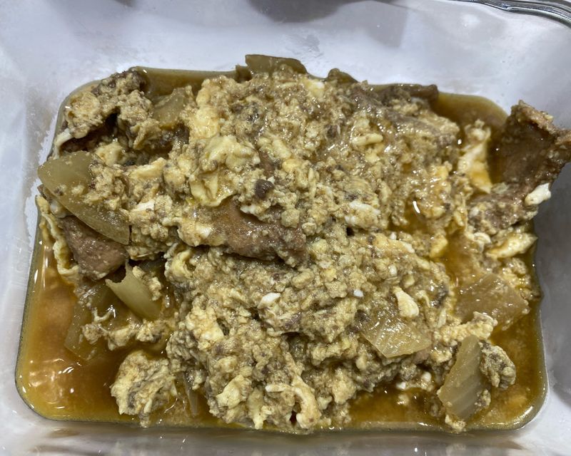 咖喱豬肉滑蛋