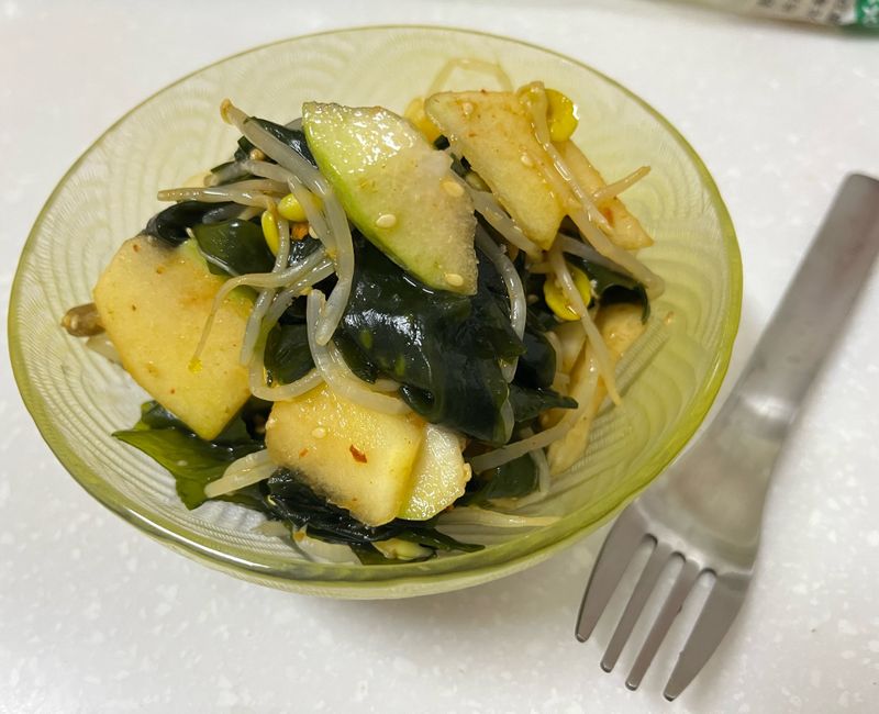 夏季涼食- 芭樂海帶拌芽菜