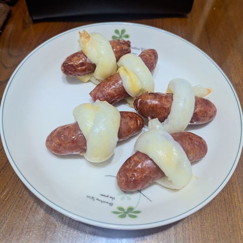 香腸乳酪卷