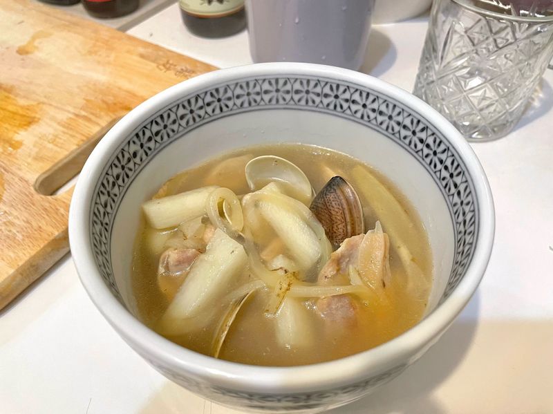 蒜頭蛤蜊雞湯
