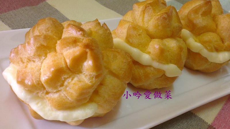 ღ小吟愛做菜ღ 日式鮮奶油布丁泡芙