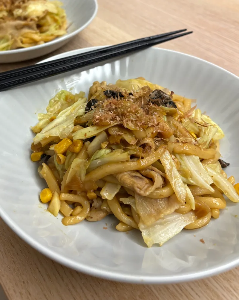 炒烏龍麵