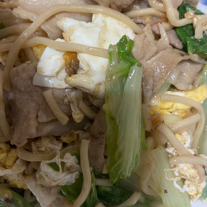 蔬菜肉湯炒麵