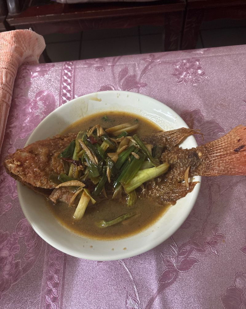 蔥薑煎魚