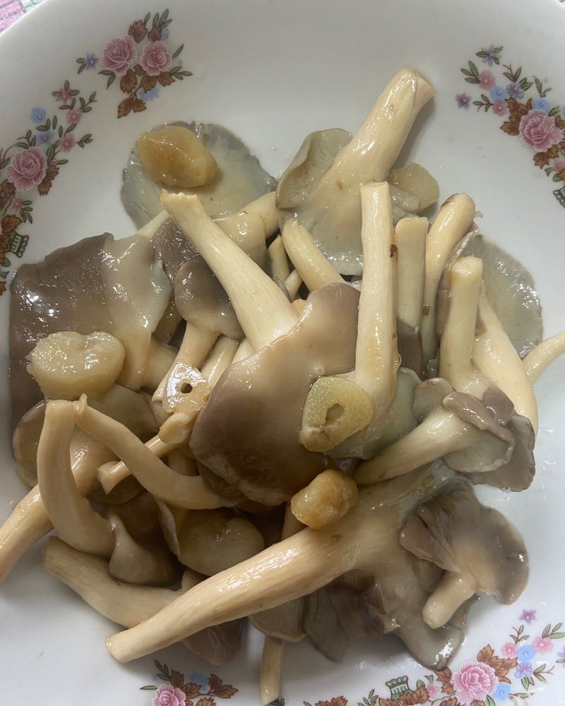 菇菇干貝炒