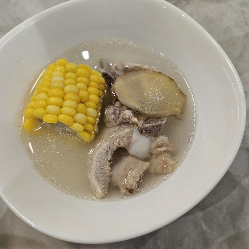 玉米排骨湯