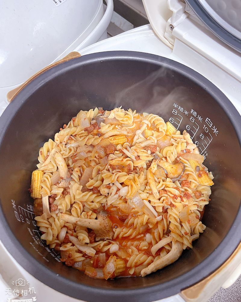 ［電飯鍋懶人料理］肉醬麵
