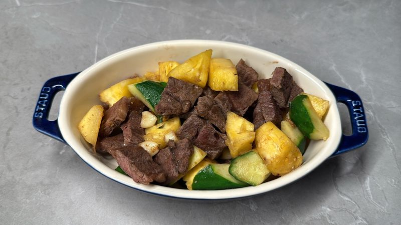 鳳梨牛肉