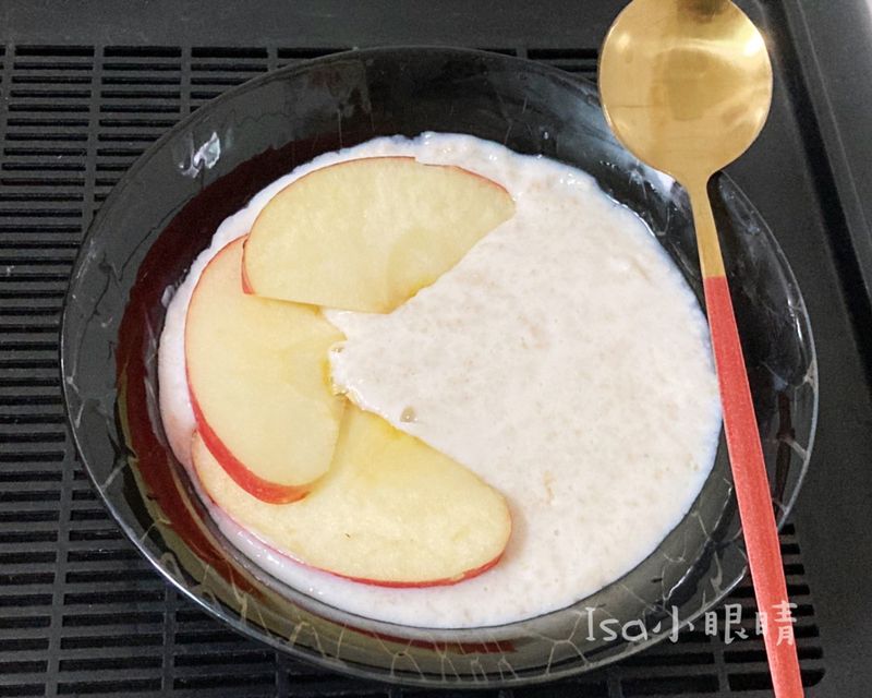 牛奶燕麥粥