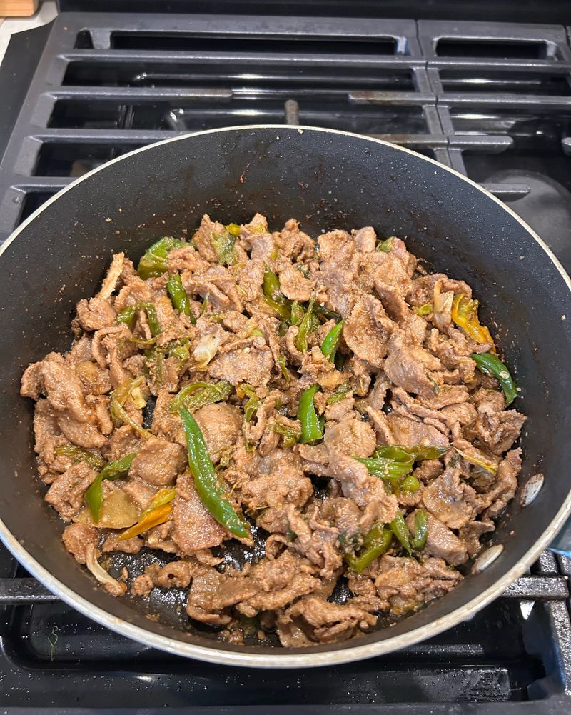 蔥爆沙茶牛肉