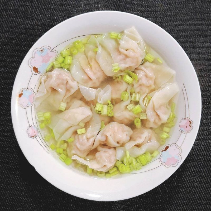 鮮肉餛飩湯