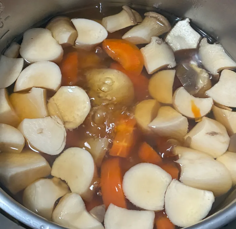 佃煮馬鈴薯🥔紅蘿蔔🥕杏鮑菇🍄