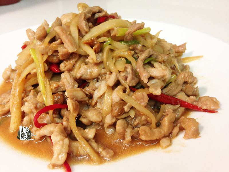 5分鐘快手料理-嫩薑炒肉絲