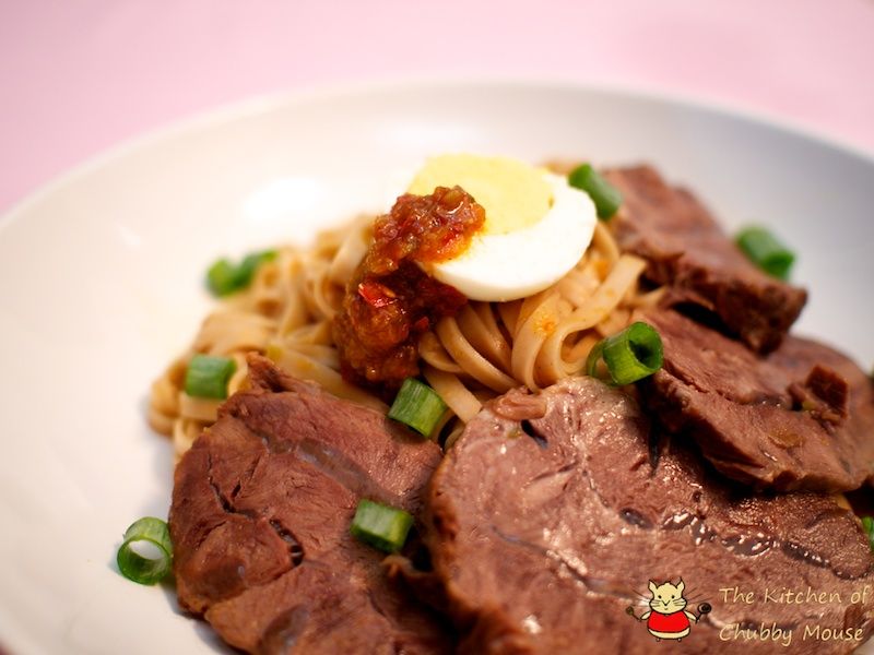 辣牛肉冷麵