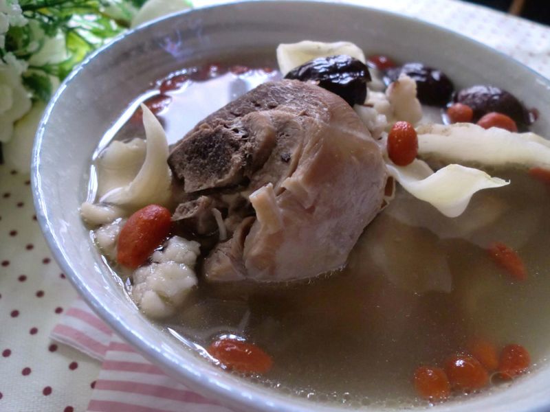 《九陽上菜》玉合芡實杞子雞腿湯