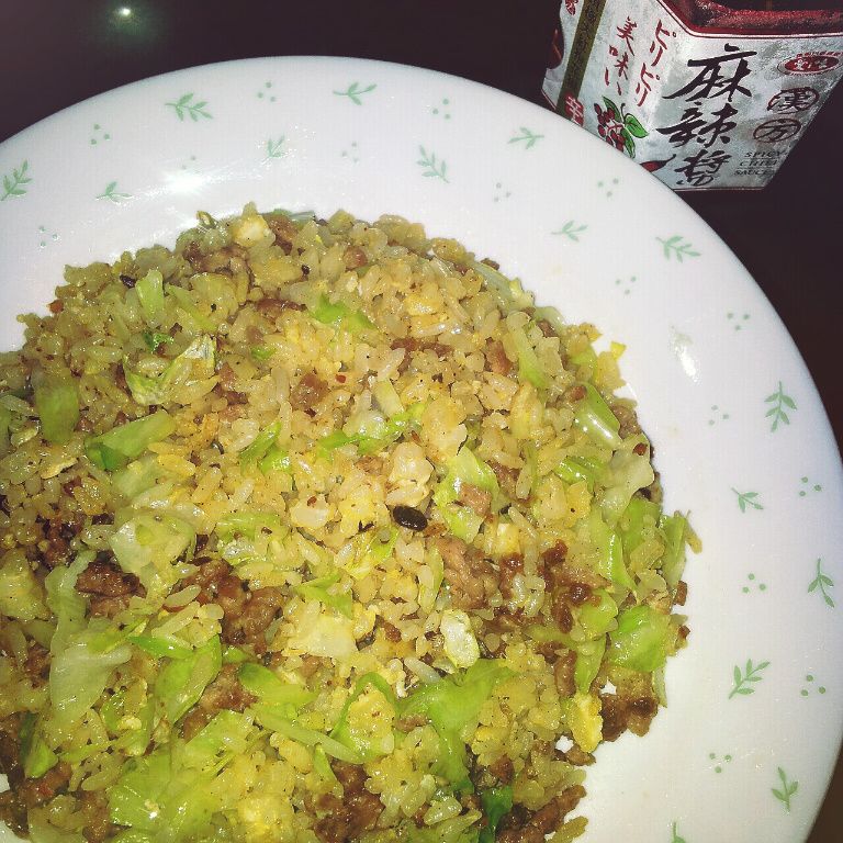 小麻辣蛋炒飯