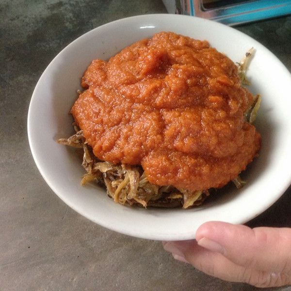 叁拜江魚仔 (Sambal Ikan Billis)