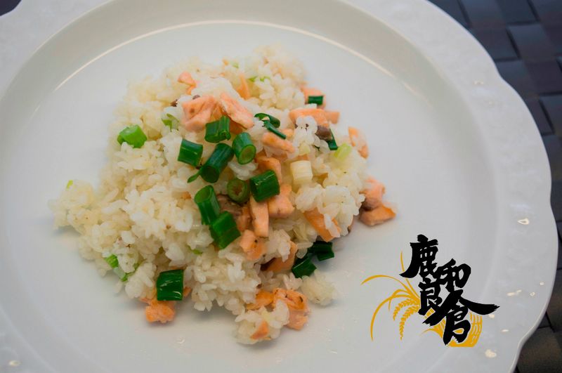鮭魚炒飯
