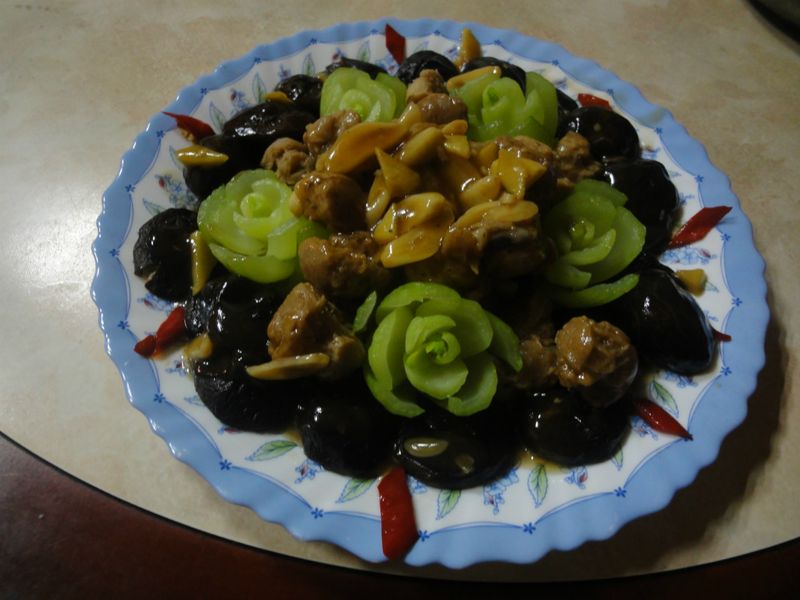 翠玉香菇燴素肉