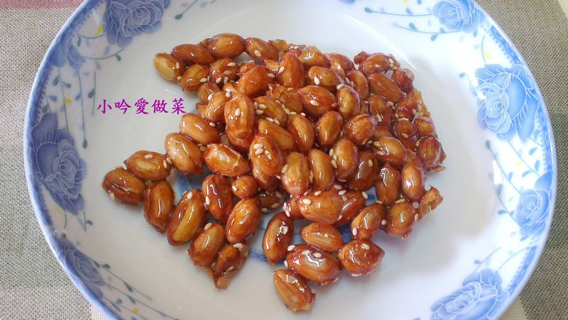 ღ小吟愛做菜ღ 古早味~薑味花生糖