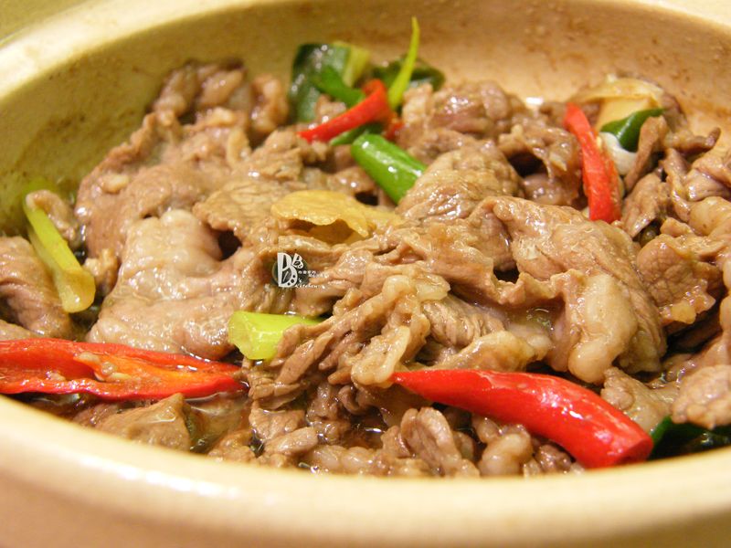 蔥薑牛肉煲