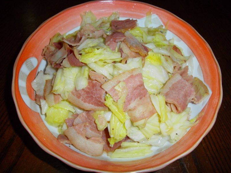 培根炒高麗菜