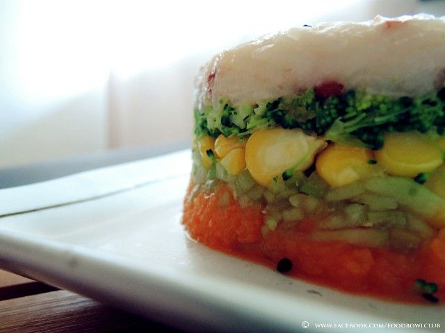 三色菜塔