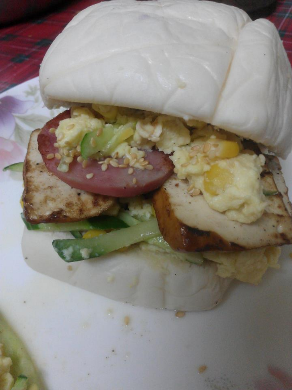 營養夾饅頭