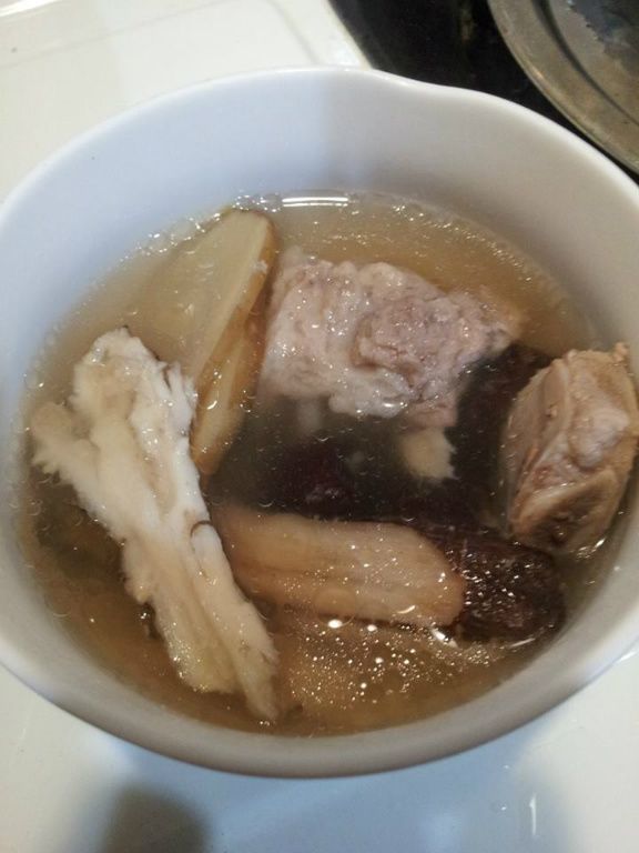 中藥排骨湯