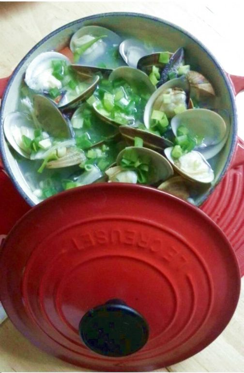 鮮甜青蔥蛤蠣湯
