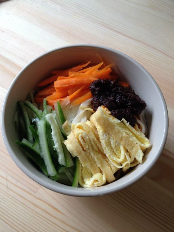 台味炸醬乾麵