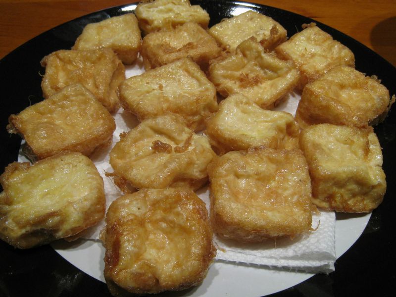 【粉豬兒】香炸雞蛋豆腐