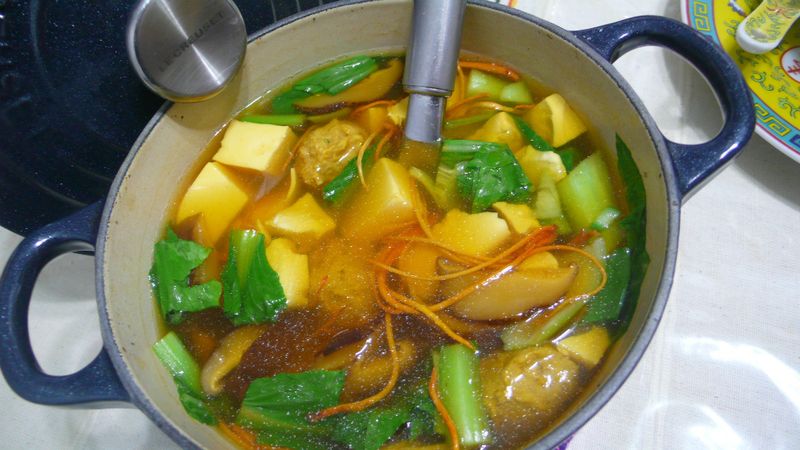 lanni 香菇虫草肉丸清湯