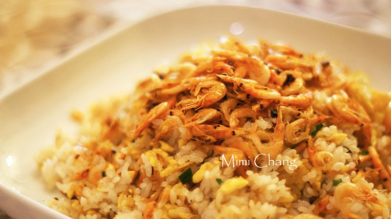 Mimi♥黃金櫻花蝦炒飯