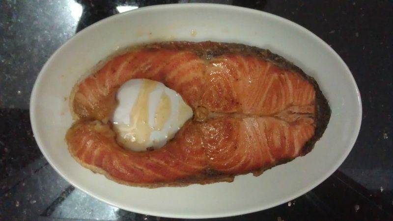 煎鮭魚