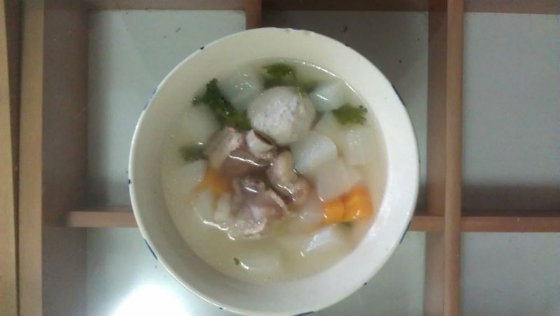 虱目魚丸蘿蔔湯