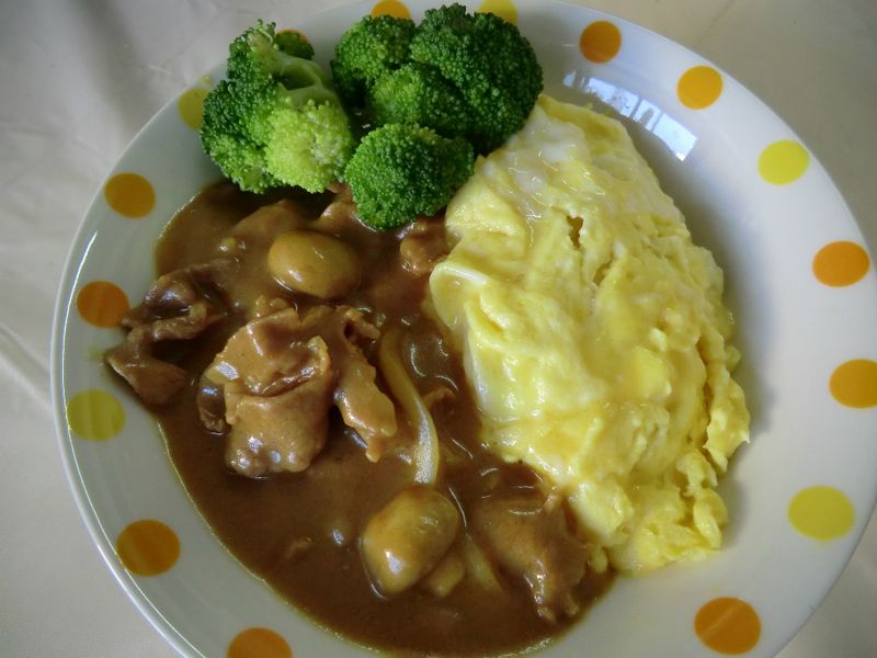 牛肉歐姆飯