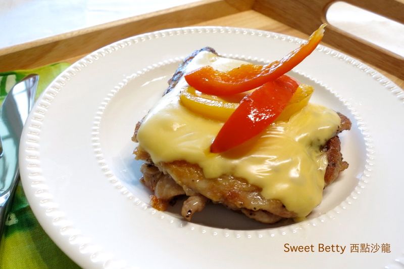 簡單料理~起士雞腿排