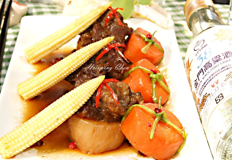 香辣蔬果牛腩【高粱飄香料理】