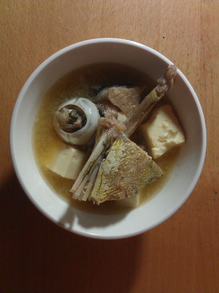 鬼頭刀魚頭味噌湯