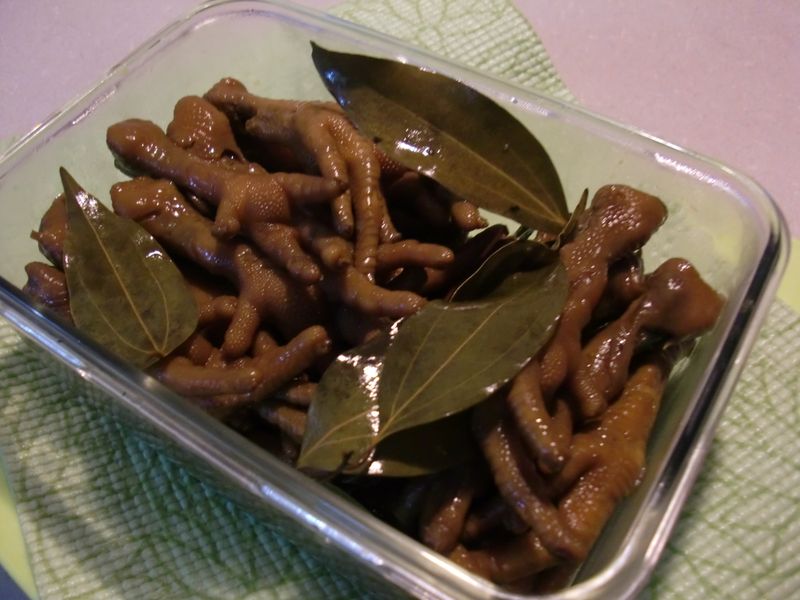 拉比尼亞廚房~土肉桂滷雞腳