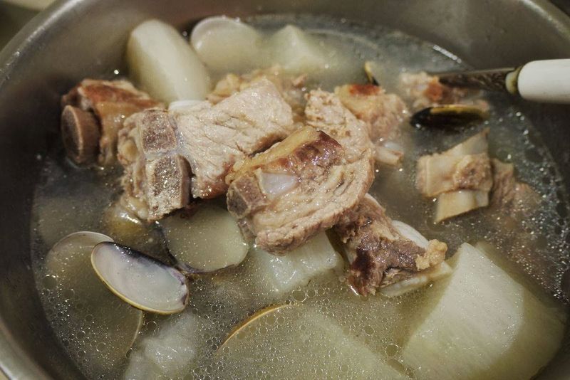蘿蔔排骨蛤蠣湯