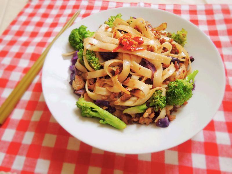 炒家常麵