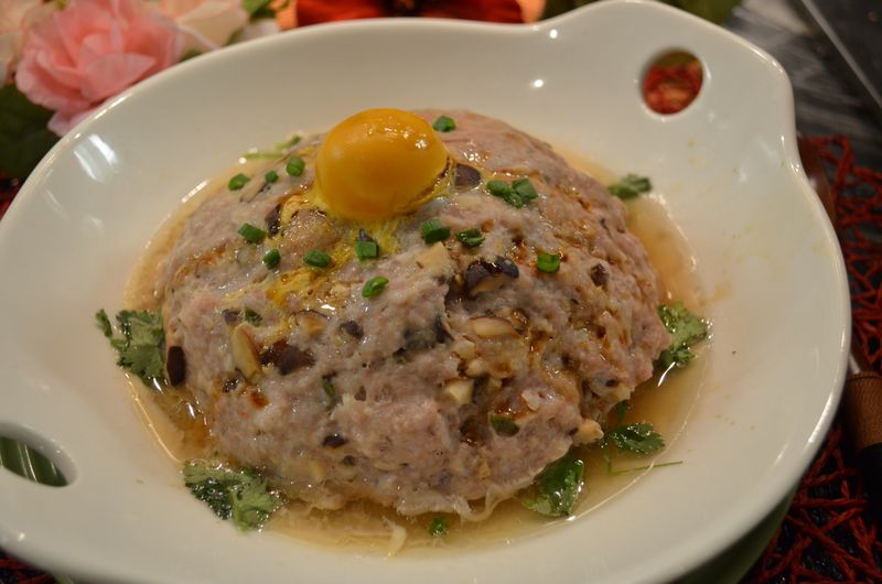 香菇咸蛋蒸肉餅
