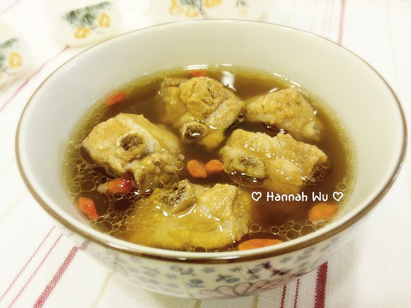 養生藥燉排骨